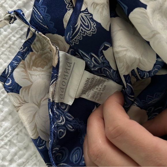 Adonna Medium Silky V-line Long Blue Dress with Roses - Picture 3 of 13